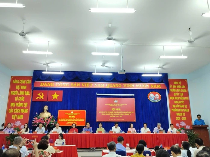 Sắp xếp, sử dụng hiệu quả tài sản công; tăng cường chăm sóc sức khỏe nhân dân Sắp xếp, sử dụng hiệu quả tài sản công; tăng cường chăm sóc sức khỏe nhân dân