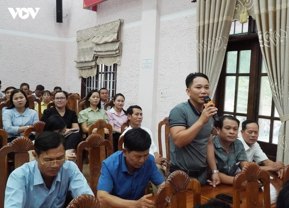 Sắp xếp thôn, tổ dân phố, hướng đến xây dựng thôn số, cộng đồng số Sắp xếp thôn, tổ dân phố, hướng đến xây dựng thôn số, cộng đồng số