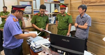 Sau cảnh cáo, cựu giám đốc ban quản lý dự án ở Huế bị khai trừ khỏi Đảng
