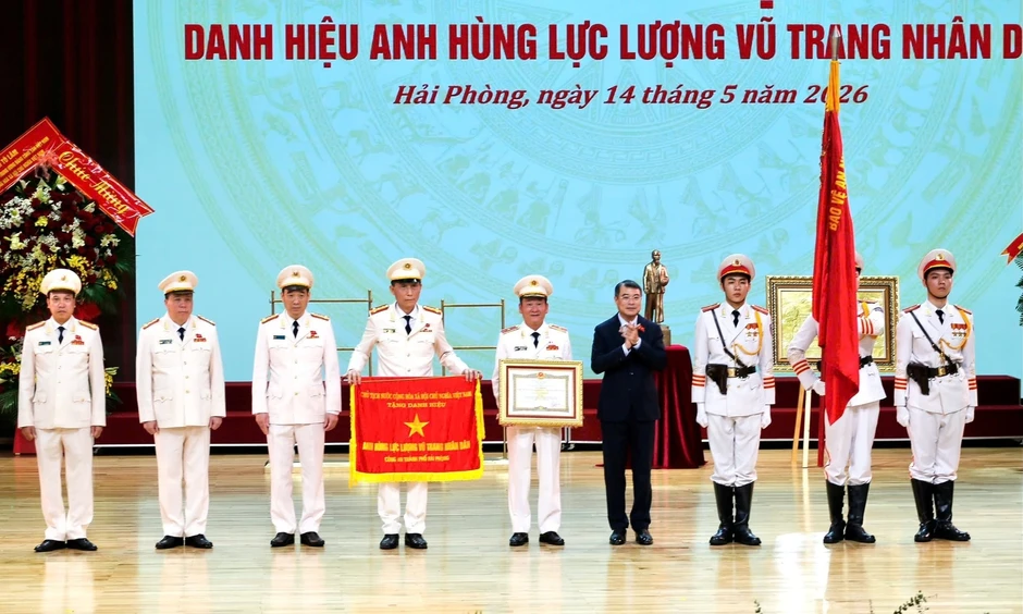 Sáu yêu cầu của Thủ tướng Lê Minh Hưng với Công an Hải Phòng Sáu yêu cầu của Thủ tướng Lê Minh Hưng với Công an Hải Phòng