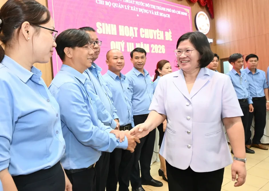 Sinh hoạt chi bộ phải đi sâu vào nhiệm vụ cụ thể của từng đơn vị Sinh hoạt chi bộ phải đi sâu vào nhiệm vụ cụ thể của từng đơn vị