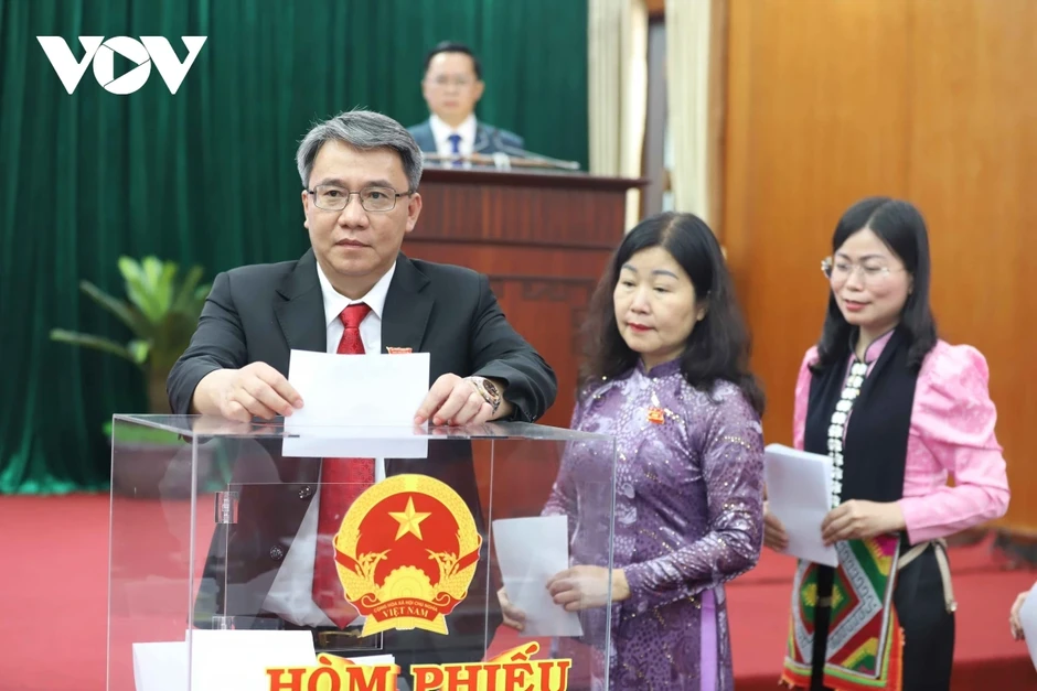Sơn La kiện toàn các chức danh lãnh đạo nhiệm kỳ mới Sơn La kiện toàn các chức danh lãnh đạo nhiệm kỳ mới