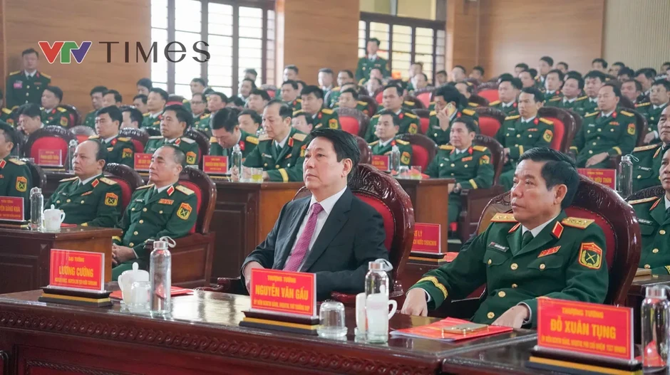 Sư đoàn 316 đón nhận danh hiệu Anh hùng Lực lượng vũ trang Nhân dân lân thứ 2 Sư đoàn 316 đón nhận danh hiệu Anh hùng Lực lượng vũ trang Nhân dân lân thứ 2