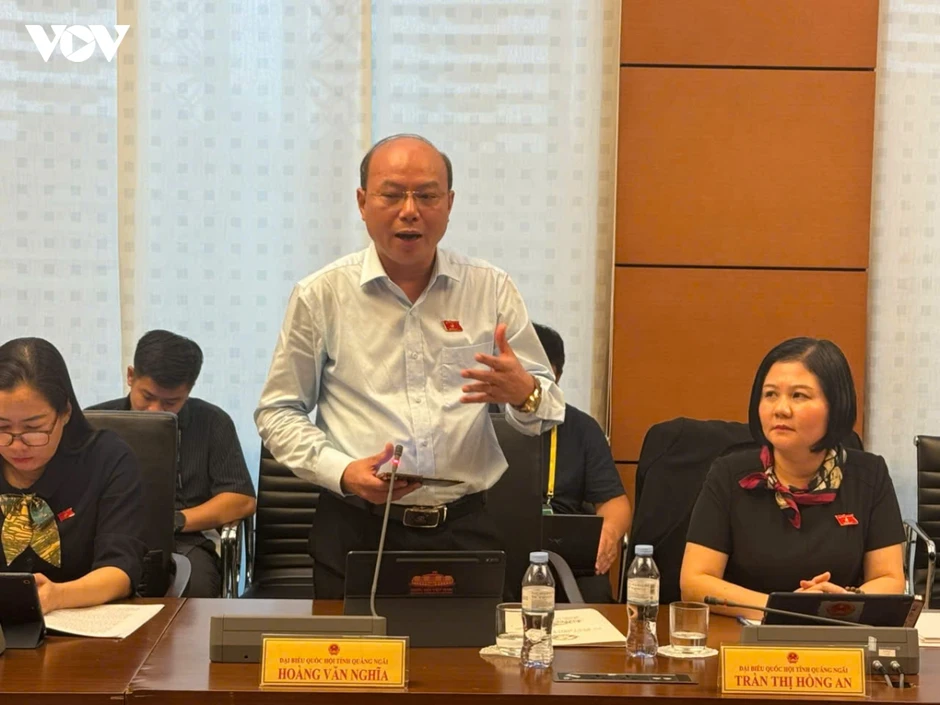 Sửa Luật Dầu khí: ĐBQH đề nghị rà soát cơ chế quản lý vốn nhà nước tại PVN Sửa Luật Dầu khí: ĐBQH đề nghị rà soát cơ chế quản lý vốn nhà nước tại PVN