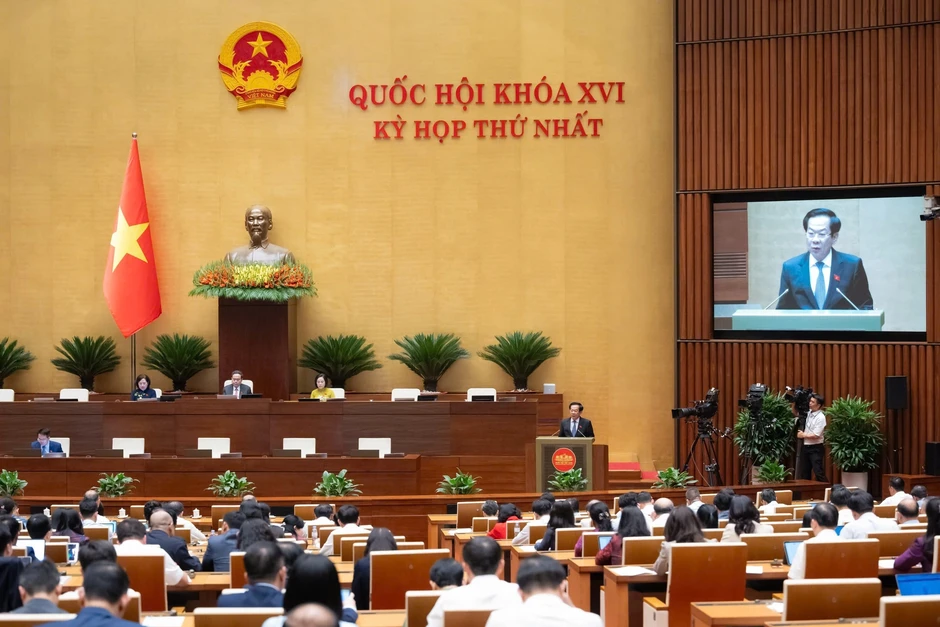 Sửa quy định thi đua, khen thưởng để tạo động lực phát triển đất nước Sửa quy định thi đua, khen thưởng để tạo động lực phát triển đất nước