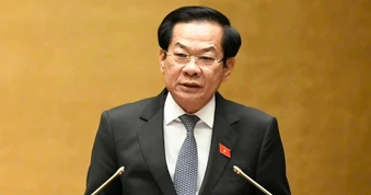 Sửa quy định thi đua, khen thưởng để tạo động lực phát triển đất nước