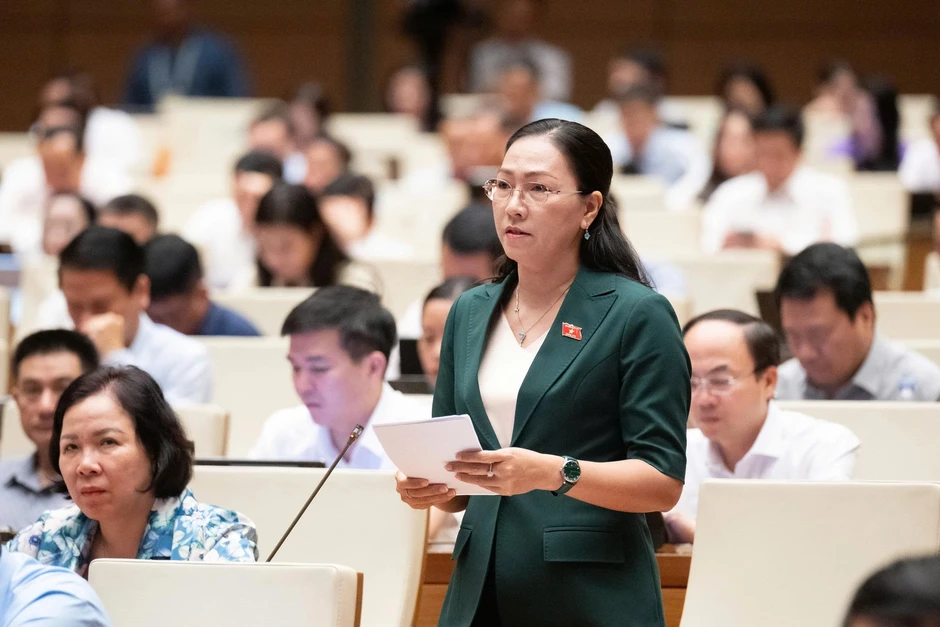 Sức ép tự chủ khiến bác sĩ giỏi tìm đường lên thành phố, mở phòng khám tư Sức ép tự chủ khiến bác sĩ giỏi tìm đường lên thành phố, mở phòng khám tư