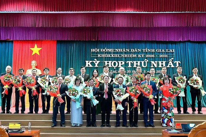 Tái đắc cử Chủ tịch Gia Lai, ông Phạm Anh Tuấn đặt mục tiêu tăng trưởng 2 con số Tái đắc cử Chủ tịch Gia Lai, ông Phạm Anh Tuấn đặt mục tiêu tăng trưởng 2 con số