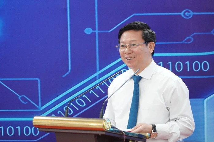 Tái định vị báo chí trong hệ sinh thái công nghiệp văn hóa Tái định vị báo chí trong hệ sinh thái công nghiệp văn hóa