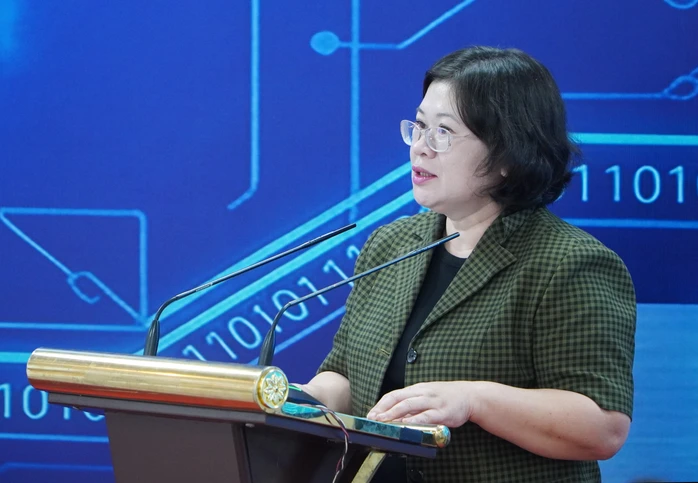 Tái định vị báo chí trong hệ sinh thái công nghiệp văn hóa Tái định vị báo chí trong hệ sinh thái công nghiệp văn hóa