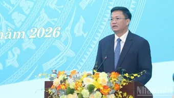 Tân Chủ tịch Ủy ban nhân dân tỉnh Quảng Ngãi: 5 nhiệm vụ trọng tâm phát triển Quảng Ngãi thành một cực tăng trưởng năng động