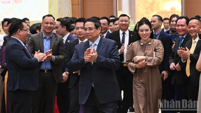 Tận dụng hiệu quả các động lực tăng trưởng mới, đóng góp tích cực vào tăng trưởng hai con số Tận dụng hiệu quả các động lực tăng trưởng mới, đóng góp tích cực vào tăng trưởng hai con số