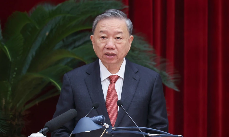 Tăng cường dự báo, chủ động phòng ngừa, ứng phó hiệu quả với thiên tai Tăng cường dự báo, chủ động phòng ngừa, ứng phó hiệu quả với thiên tai