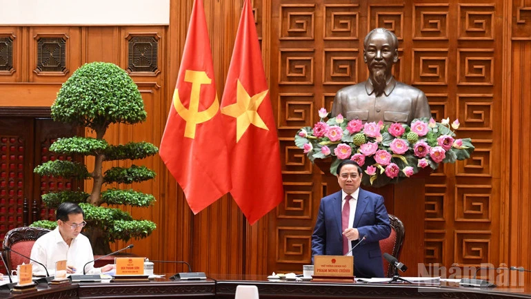 Tăng cường dự trữ chiến lược xăng dầu, chủ động nguồn cung trong nước Tăng cường dự trữ chiến lược xăng dầu, chủ động nguồn cung trong nước