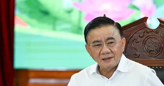 Tăng cường giáo dục lý luận chính trị trong hệ thống giáo dục quốc dân