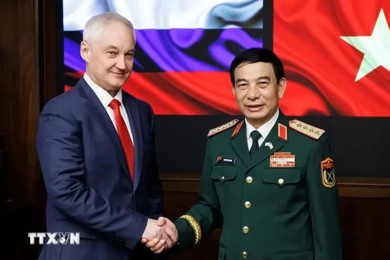 Tăng cường hợp tác quốc phòng Việt Nam - Liên bang Nga Tăng cường hợp tác quốc phòng Việt Nam - Liên bang Nga