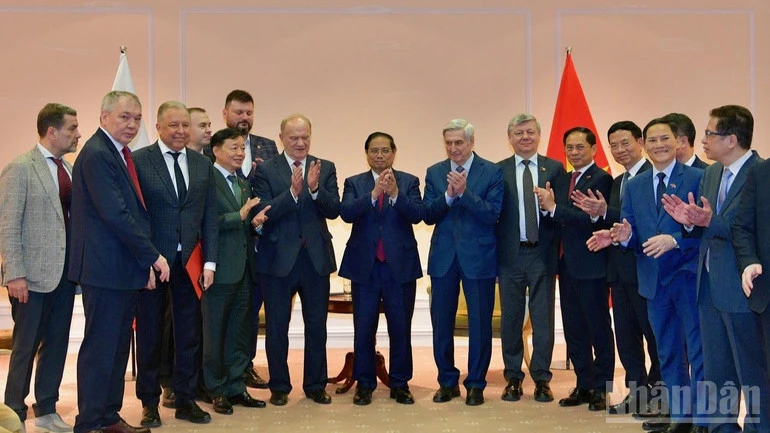 Tăng cường hợp tác, trao đổi, học tập kinh nghiệm giữa Đảng Cộng sản Việt Nam và Liên bang Nga Tăng cường hợp tác, trao đổi, học tập kinh nghiệm giữa Đảng Cộng sản Việt Nam và Liên bang Nga