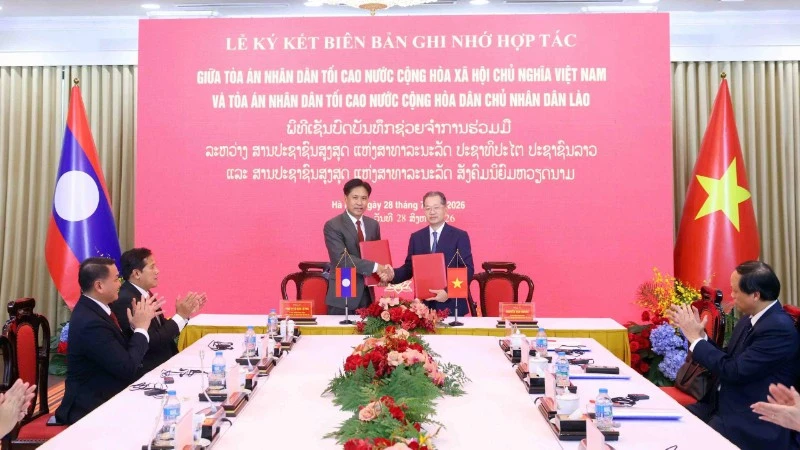 Tăng cường hợp tác trong các lĩnh vực cải cách tư pháp Việt-Lào