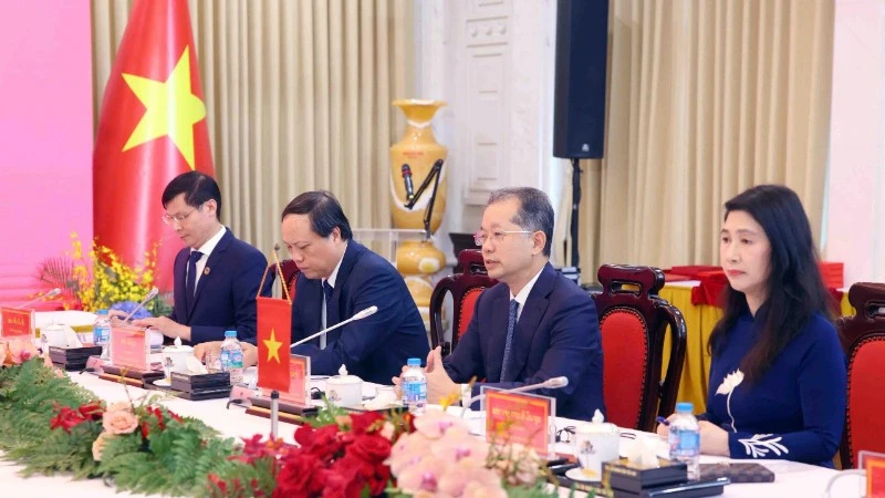 Tăng cường hợp tác trong các lĩnh vực cải cách tư pháp Việt-Lào