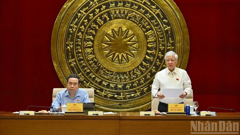 Tăng cường kết nối cơ sở, các địa bàn trọng điểm, vùng biên giới Tăng cường kết nối cơ sở, các địa bàn trọng điểm, vùng biên giới