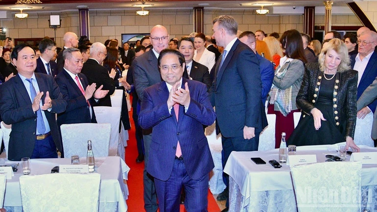 Tăng cường kết nối cộng đồng doanh nghiệp, hai nền kinh tế Việt Nam và Liên bang Nga Tăng cường kết nối cộng đồng doanh nghiệp, hai nền kinh tế Việt Nam và Liên bang Nga