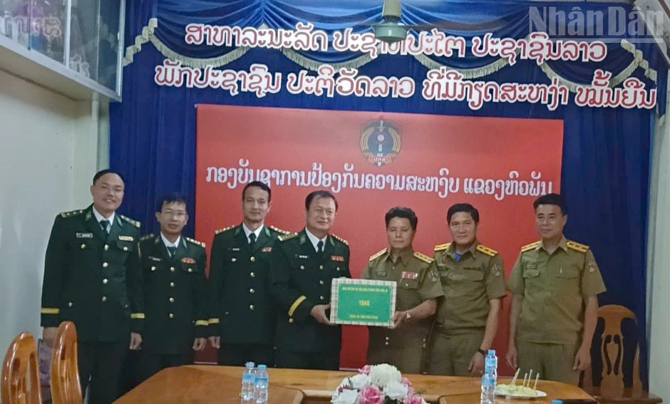 Tăng cường phối hợp bảo vệ biên giới Việt Nam-Lào Tăng cường phối hợp bảo vệ biên giới Việt Nam-Lào