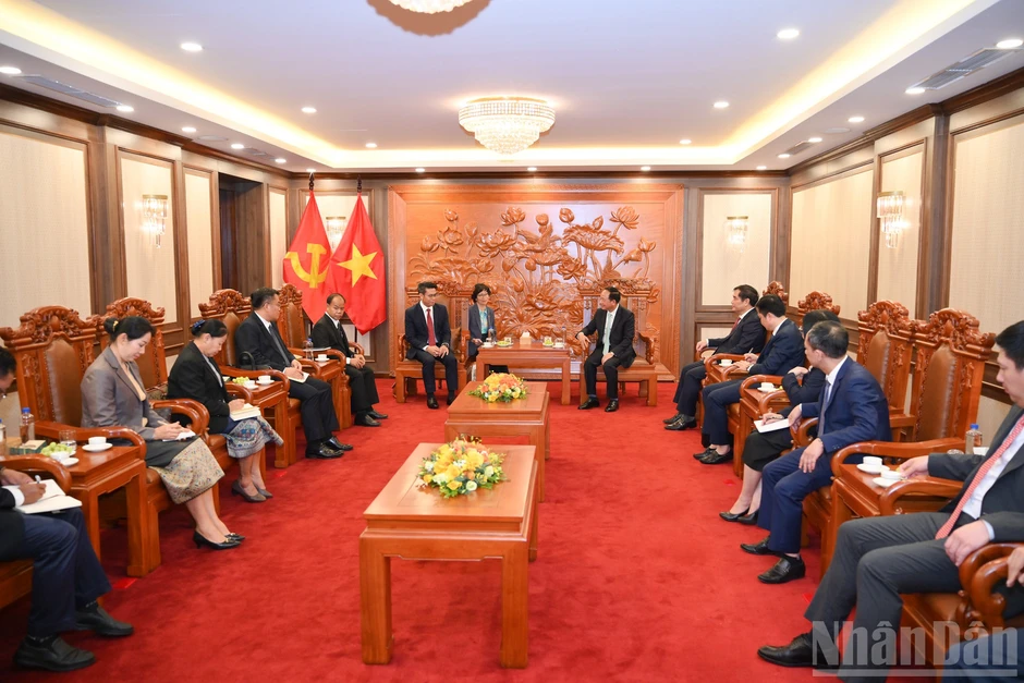 Tăng cường phối hợp, trao đổi kinh nghiệm thực hiện công tác chính trị, tư tưởng trong bối cảnh mới Tăng cường phối hợp, trao đổi kinh nghiệm thực hiện công tác chính trị, tư tưởng trong bối cảnh mới