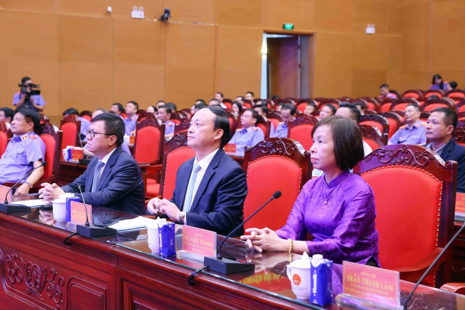 Tăng cường phối hợp truyền thông, lan tỏa thông tin chính thống về ngành Kiểm sát nhân dân Tăng cường phối hợp truyền thông, lan tỏa thông tin chính thống về ngành Kiểm sát nhân dân