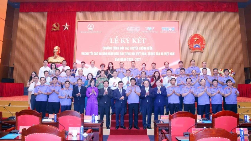 Tăng cường phối hợp truyền thông, lan tỏa thông tin chính thống về ngành Kiểm sát nhân dân Tăng cường phối hợp truyền thông, lan tỏa thông tin chính thống về ngành Kiểm sát nhân dân