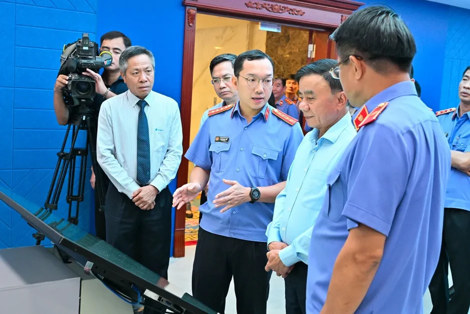 Tăng cường sự lãnh đạo của Đảng trong công tác kiểm sát Tăng cường sự lãnh đạo của Đảng trong công tác kiểm sát