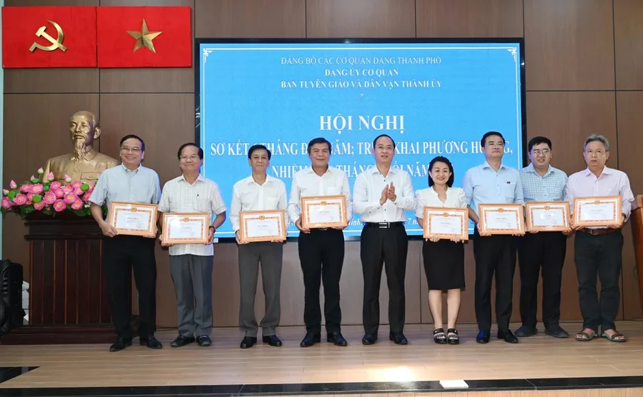 Tăng cường tính chủ động của cộng tác viên dư luận xã hội Tăng cường tính chủ động của cộng tác viên dư luận xã hội