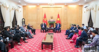Tăng cường trao đổi lý luận và hợp tác bồi dưỡng cán bộ giữa Việt Nam và Mexico