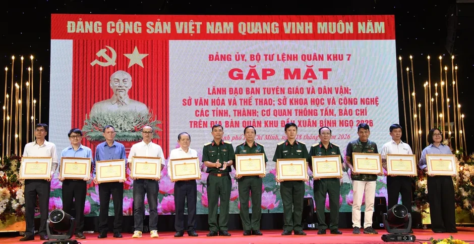 Tăng cường tuyên truyền quốc phòng - an ninh gắn với đấu tranh phản bác thông tin sai trái Tăng cường tuyên truyền quốc phòng - an ninh gắn với đấu tranh phản bác thông tin sai trái