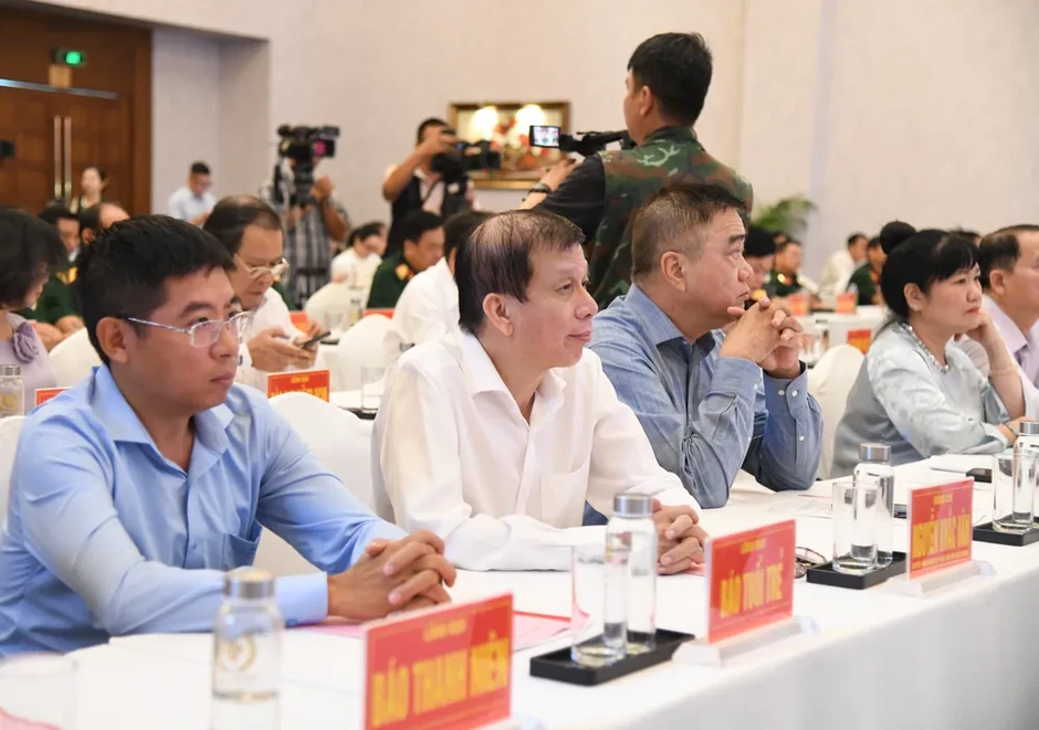 Tăng cường tuyên truyền quốc phòng - an ninh gắn với đấu tranh phản bác thông tin sai trái Tăng cường tuyên truyền quốc phòng - an ninh gắn với đấu tranh phản bác thông tin sai trái