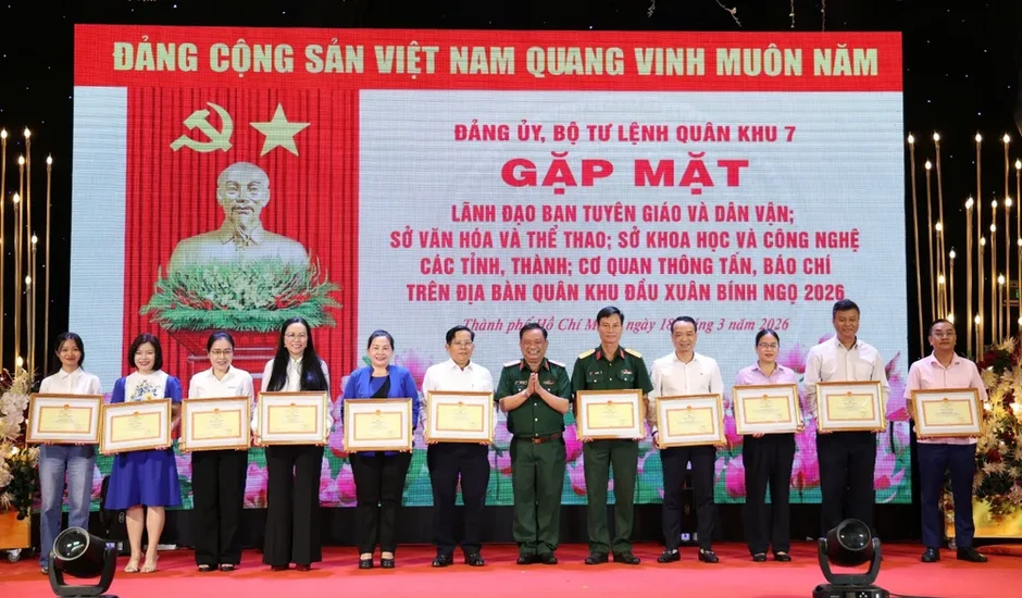 Tăng cường tuyên truyền quốc phòng - an ninh gắn với đấu tranh phản bác thông tin sai trái Tăng cường tuyên truyền quốc phòng - an ninh gắn với đấu tranh phản bác thông tin sai trái