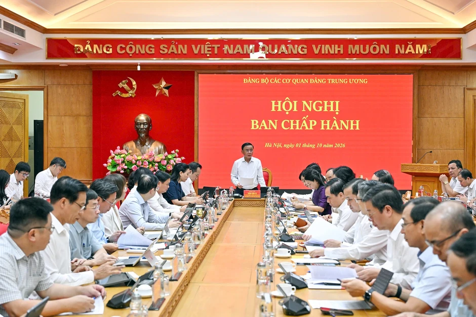 Tăng tốc thực hiện nhiệm vụ chính trị, rõ trách nhiệm, có tiến độ và sản phẩm cụ thể Tăng tốc thực hiện nhiệm vụ chính trị, rõ trách nhiệm, có tiến độ và sản phẩm cụ thể