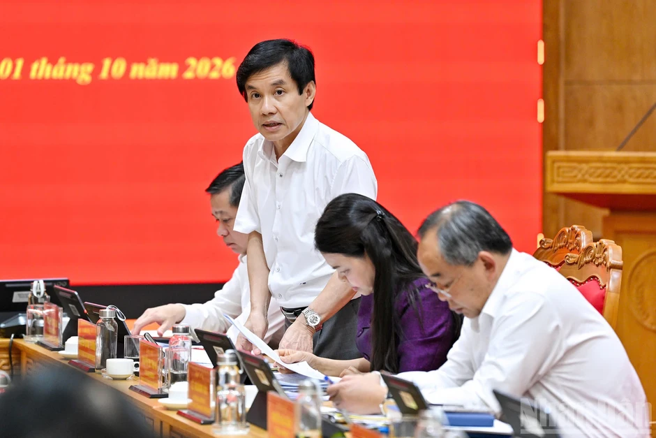 Tăng tốc thực hiện nhiệm vụ chính trị, rõ trách nhiệm, có tiến độ và sản phẩm cụ thể Tăng tốc thực hiện nhiệm vụ chính trị, rõ trách nhiệm, có tiến độ và sản phẩm cụ thể