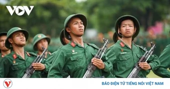 Tăng tuổi phục vụ của sĩ quan dự bị: Không nên chỉ điều chỉnh số tuổi