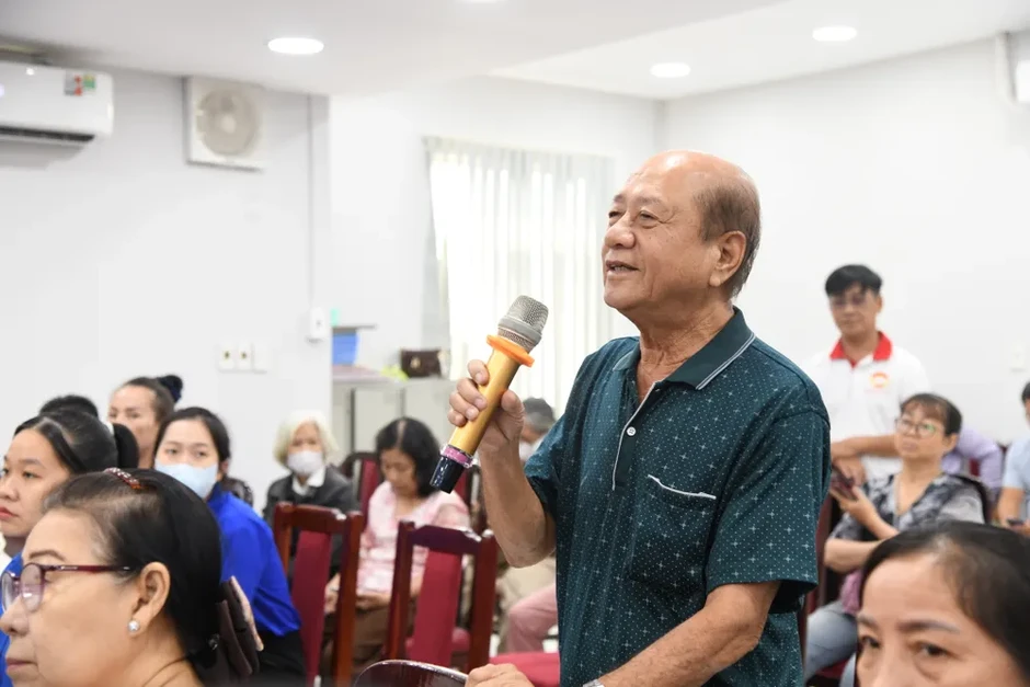 Tạo điều kiện thuận lợi cho tiểu thương khi thực hiện nghĩa vụ thuế Tạo điều kiện thuận lợi cho tiểu thương khi thực hiện nghĩa vụ thuế