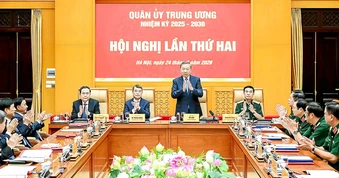 Tạo đột phá mạnh mẽ trong xây dựng quân đội cách mạng, chính quy, tinh nhuệ, hiện đại