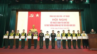 Tạo môi trường thuận lợi để sĩ quan trẻ trưởng thành