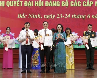 Tạo sự đồng thuận trong nhận thức để thực hiện thắng lợi nghị quyết của Đảng