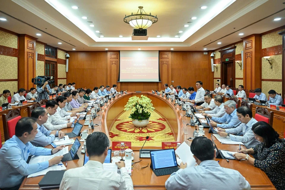 Tập trung giải quyết dứt điểm các điểm nghẽn chuyển đổi số trong các cơ quan đảng Tập trung giải quyết dứt điểm các điểm nghẽn chuyển đổi số trong các cơ quan đảng