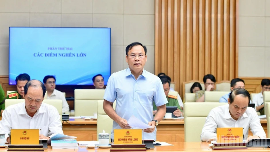 Tập trung phát triển đồng bộ hạ tầng số, chuyển đổi số toàn diện Tập trung phát triển đồng bộ hạ tầng số, chuyển đổi số toàn diện