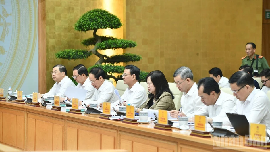 Tập trung phát triển đồng bộ hạ tầng số, chuyển đổi số toàn diện Tập trung phát triển đồng bộ hạ tầng số, chuyển đổi số toàn diện