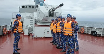 Tàu 016-Quang Trung đến Úc dự duyệt binh tàu hải quân quốc tế