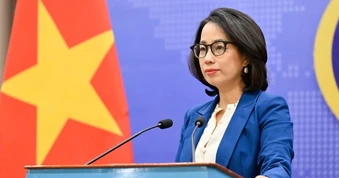 Tàu Khôi Nguyên 18 gặp nạn trên biển, đã cứu được 45 người