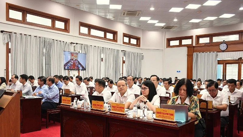 Tây Ninh: Bộ máy chính quyền 2 cấp dần ổn định, nâng hiệu quả phục vụ nhân dân Tây Ninh: Bộ máy chính quyền 2 cấp dần ổn định, nâng hiệu quả phục vụ nhân dân