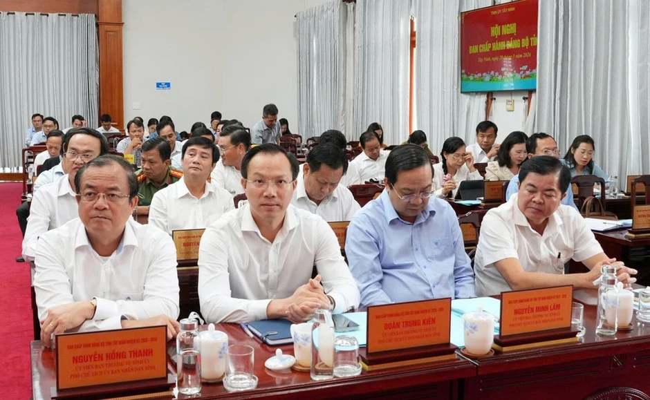 Tây Ninh quyết tâm đưa nghị quyết vào cuộc sống Tây Ninh quyết tâm đưa nghị quyết vào cuộc sống