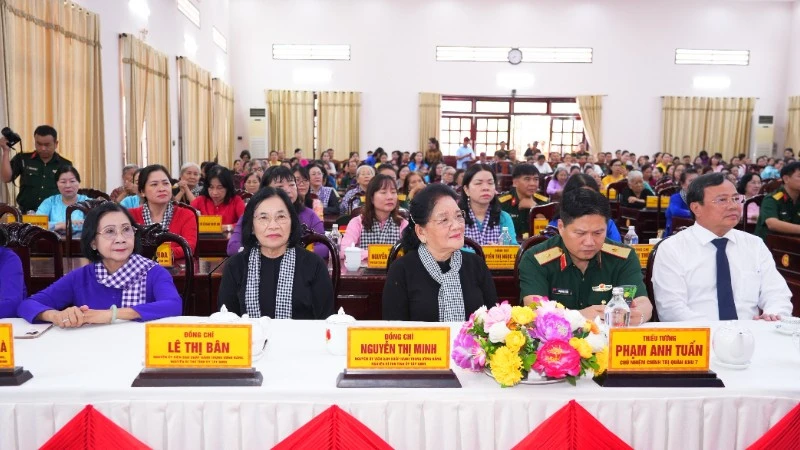 Tây Ninh tổ chức họp mặt truyền thống Cơ quan Hội Phụ nữ Giải phóng Khu Đông Nam Bộ lần thứ 26 Tây Ninh tổ chức họp mặt truyền thống Cơ quan Hội Phụ nữ Giải phóng Khu Đông Nam Bộ lần thứ 26